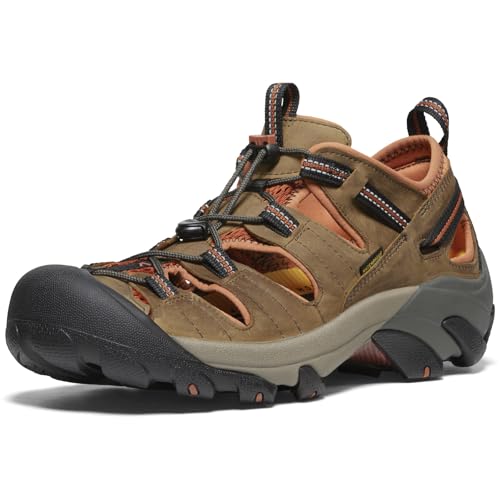 hiking sandals men on trail